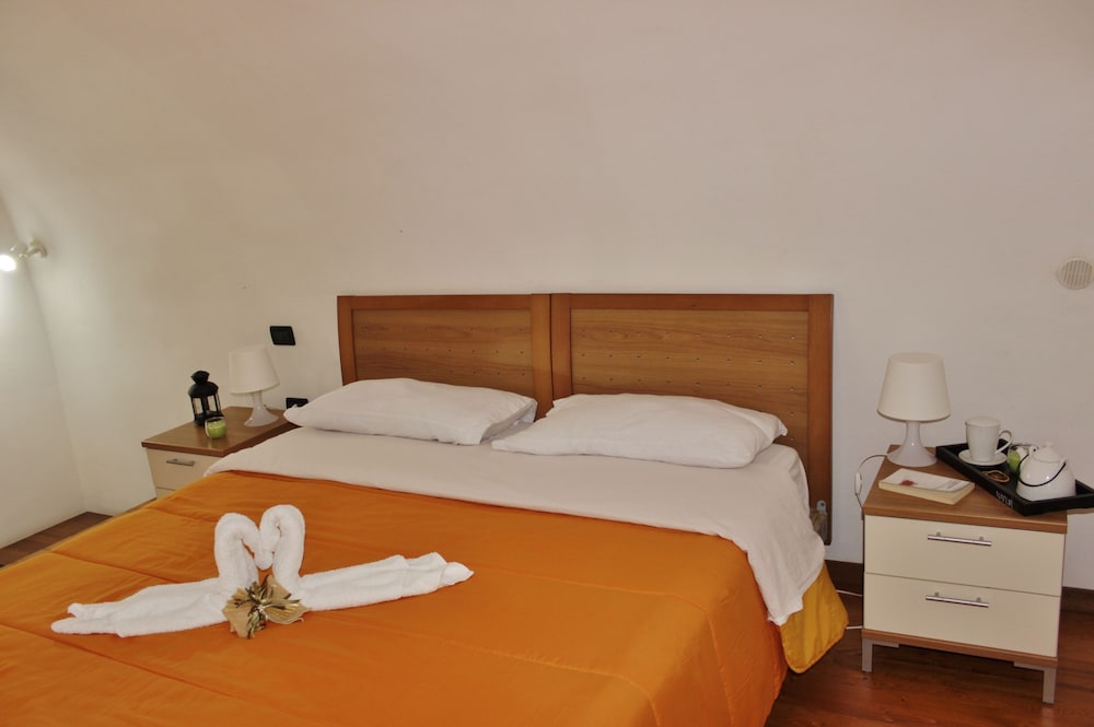 Apartment (up to 4 people) photo 3