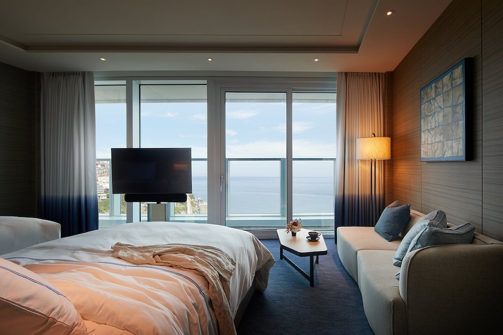 Premier Twin Mipo Harbor View (Dalmaji-Gil View) - Photo 1