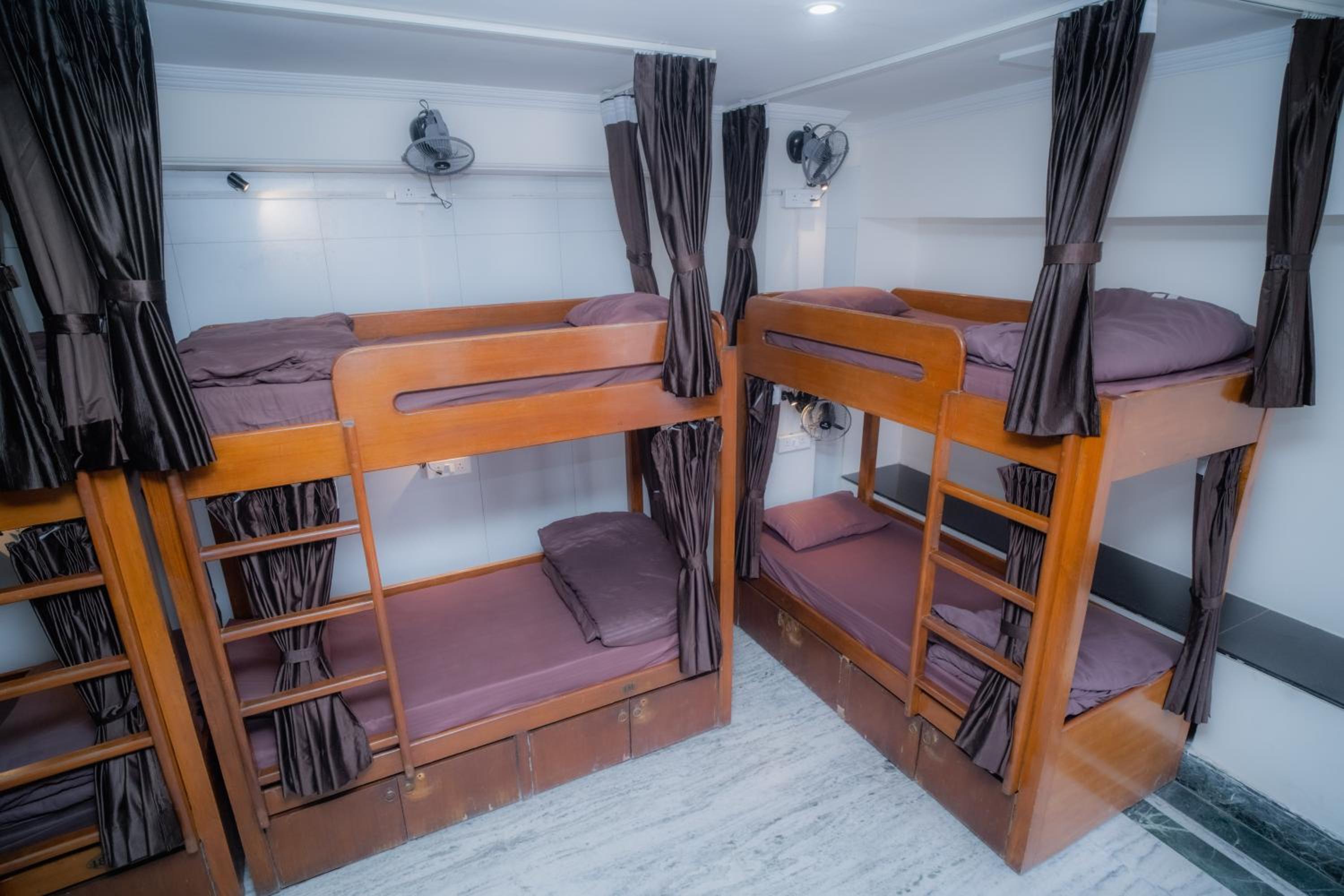 Bed In 12 Bed Mix Dormitory Room With Ac
