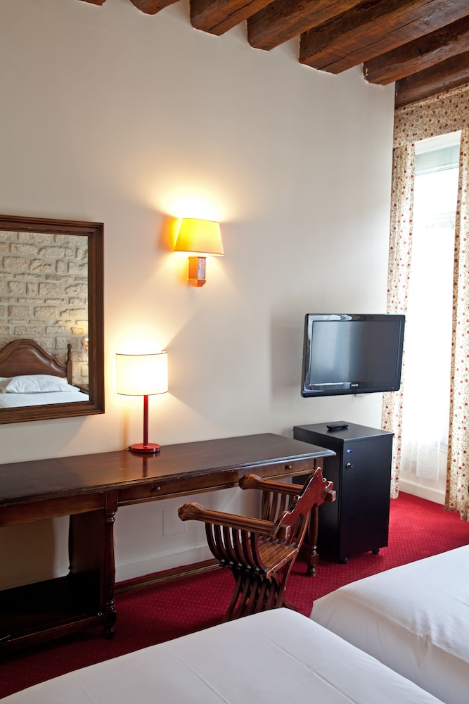 Comfort Room photo 3