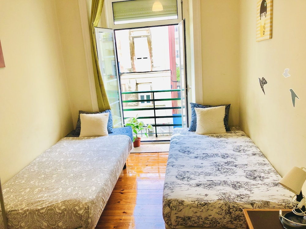 Standard Twin Room photo 1