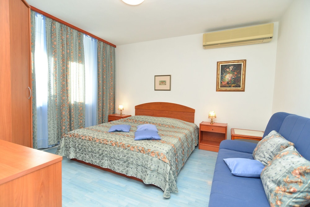 Apartment, 3 Bedrooms (1039/3742)