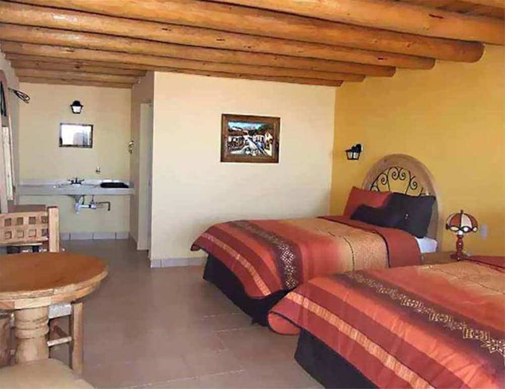 Luxury Room, 2 Double Beds, Mountain View, Tower (Vista al cañon)