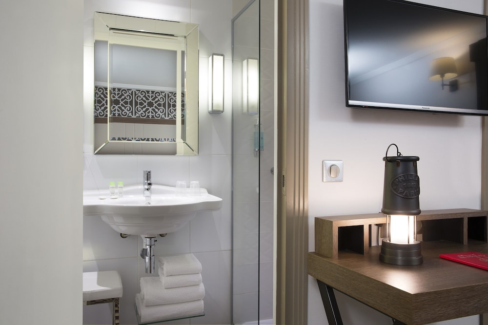 Executive Room, 1 King Bed (Spa access)