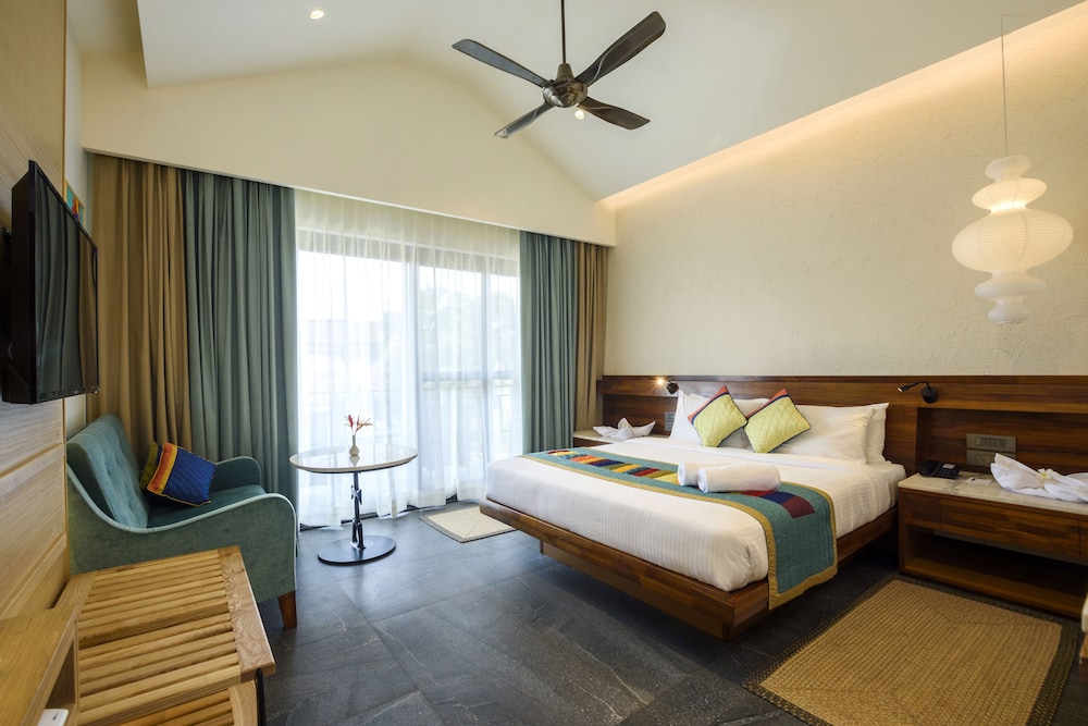 Superior Double Room, Pool View - Photo 1