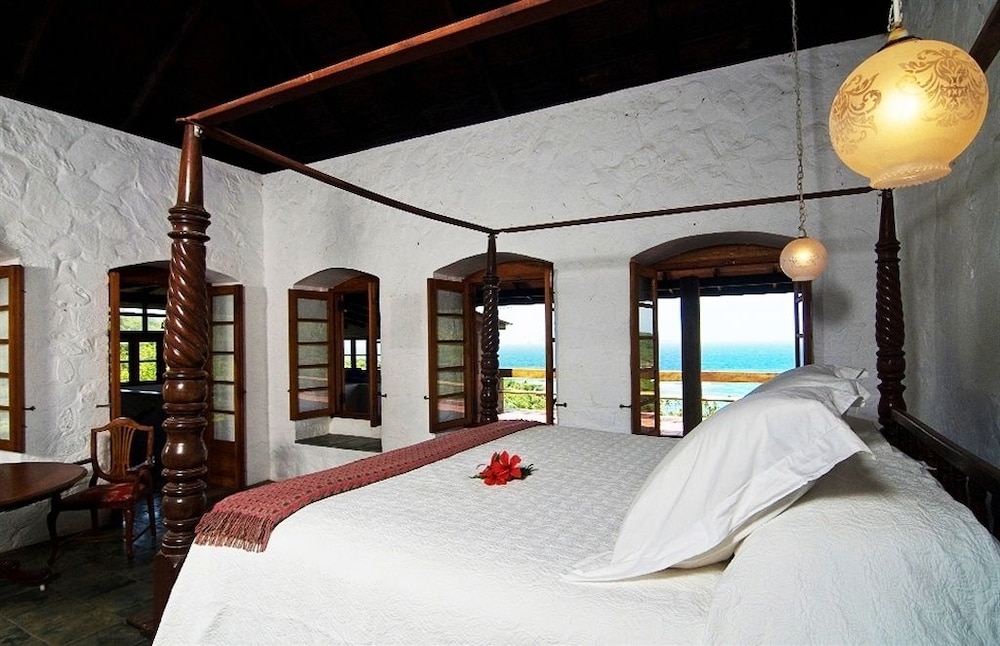 Suite, 1 King Bed, Balcony, Partial Ocean View (Master Suite)