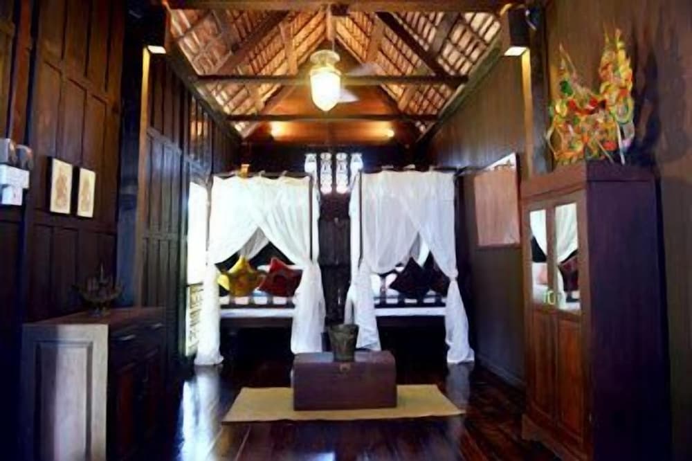 Executive Villa photo 3