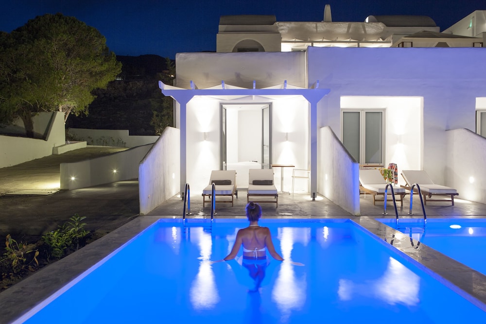 Superior Double or Twin Room, Private Pool (Adults Only) - Photo 11