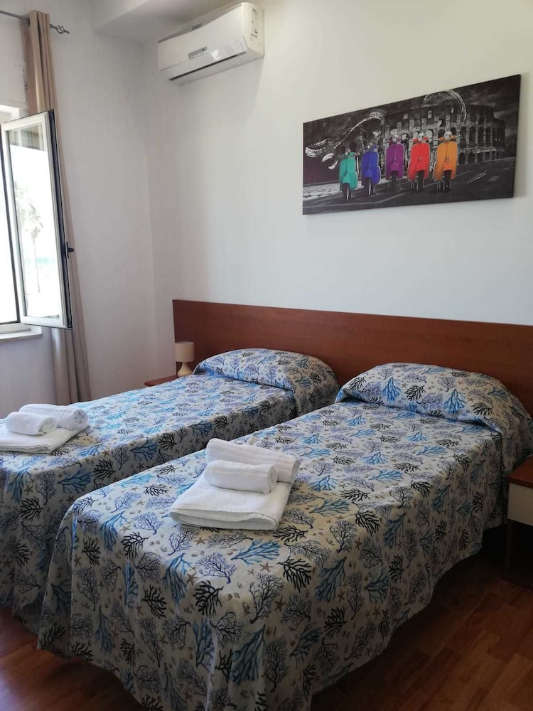 Twin Room, Sea View photo 3