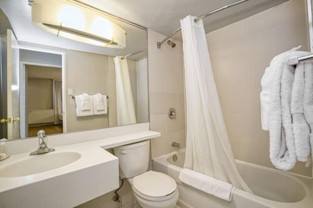 Suite, 2 Bedrooms - Photo 6