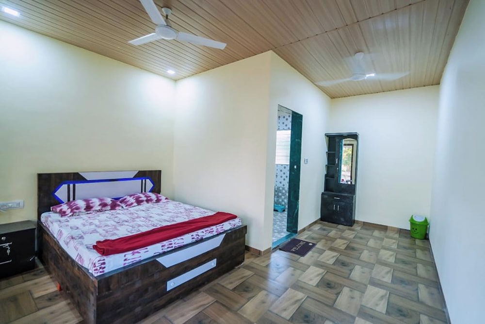 Single Cottage