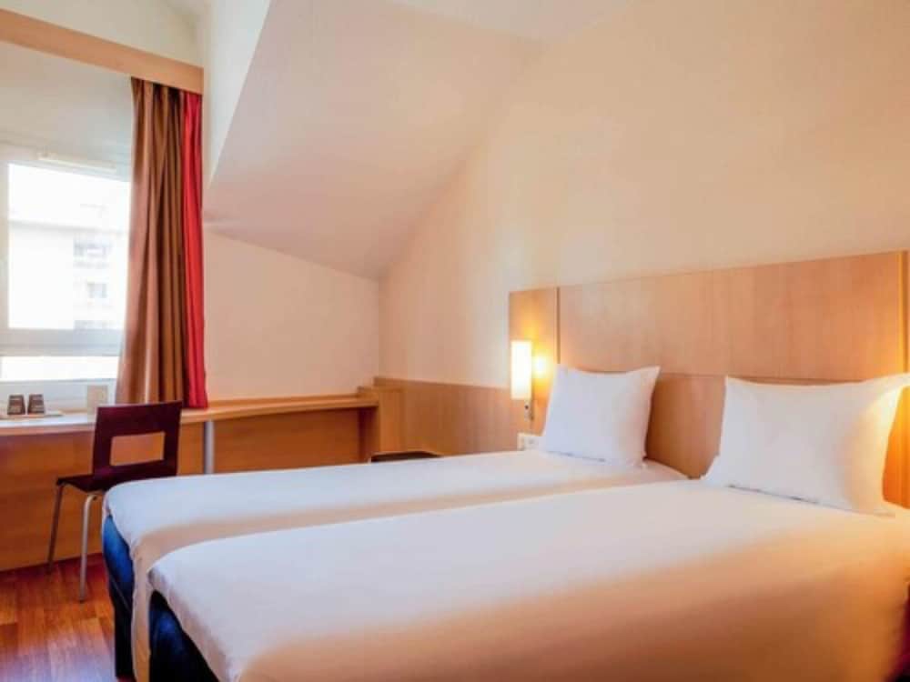 Standard Double Room, 1 Double Bed - Photo 3