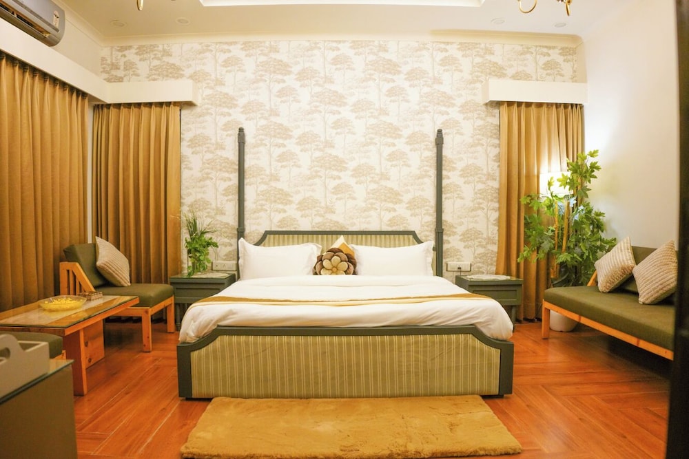Deluxe Room, Garden View