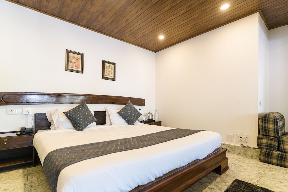 Executive Room - Photo 39