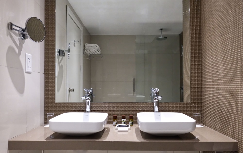 Standard Room (Inland View) - Photo 3