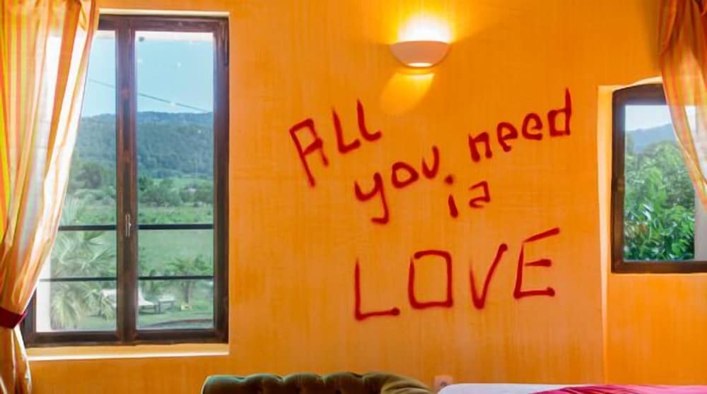 Luxury Double Room (Love) photo 3