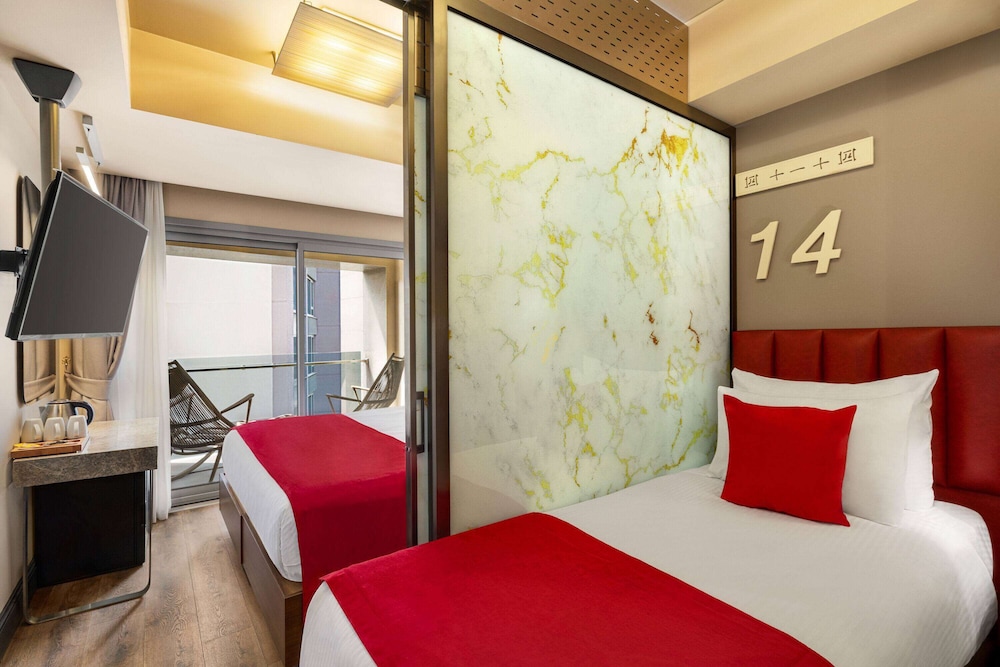 Suite, 1 Twin Bed photo 3