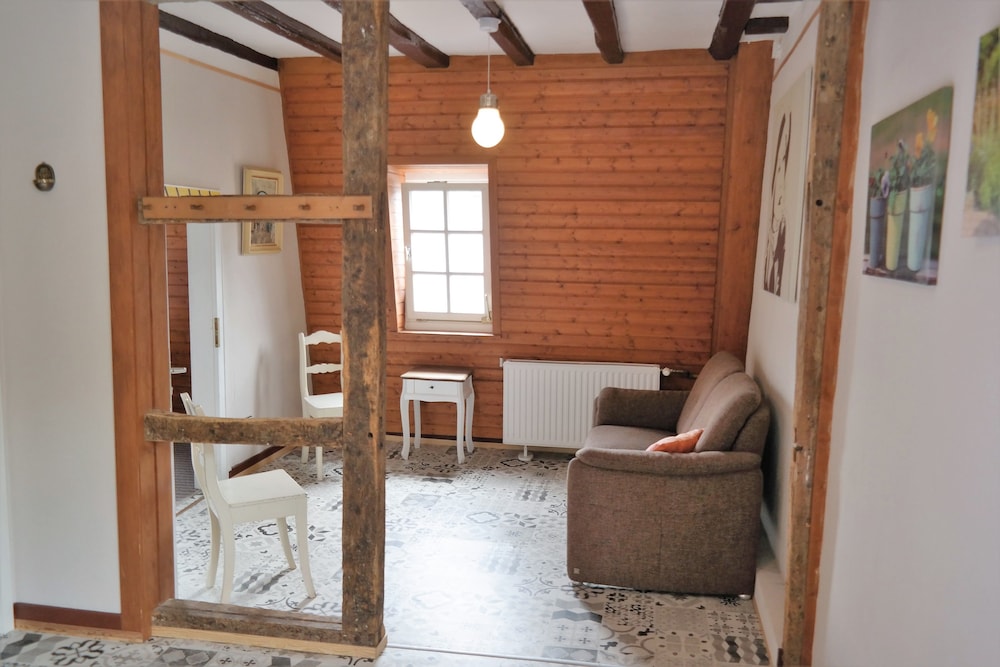 Basic Apartment, 3 Bedrooms, River View (cleaning fee included) photo 2