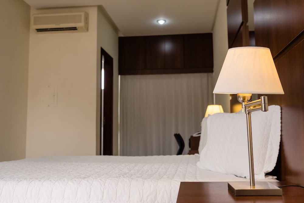 Deluxe Room, Multiple Bedrooms - Photo 8