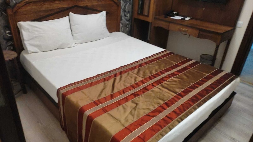 Economy Double Room photo 1