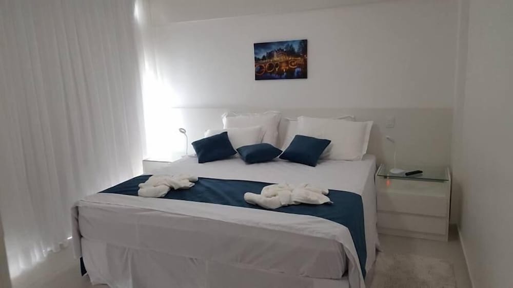Deluxe Suite, City View photo 2