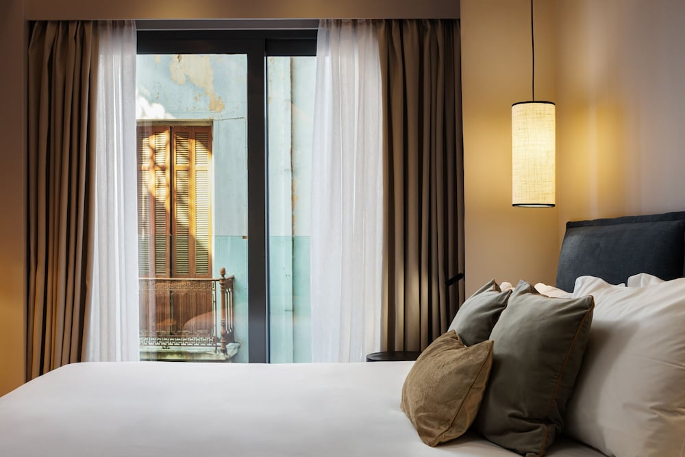 Superior Room with Balcony (Hotel) - Photo 3