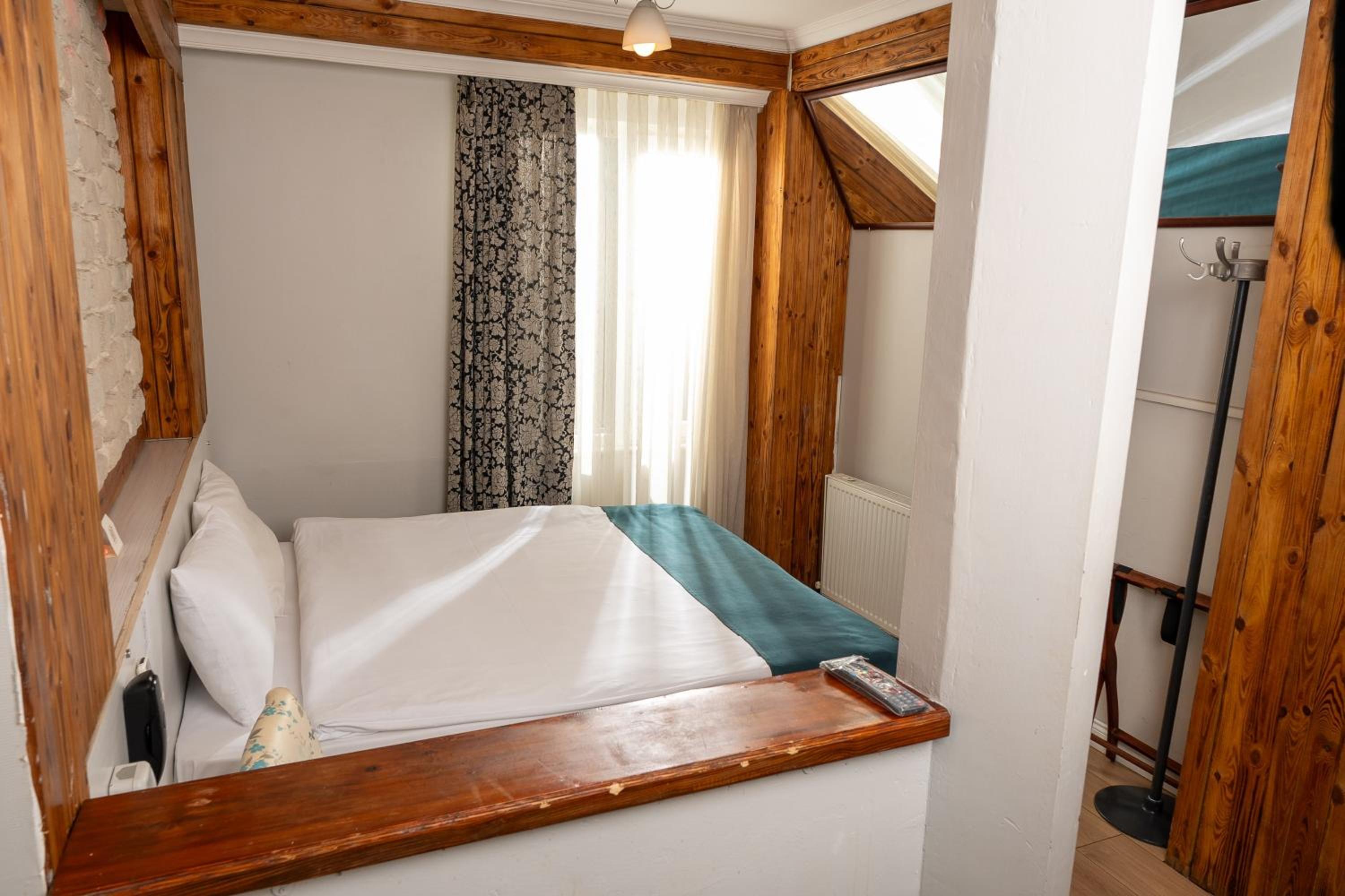 Double Room with Kitchenette (Ground Floor) photo 1