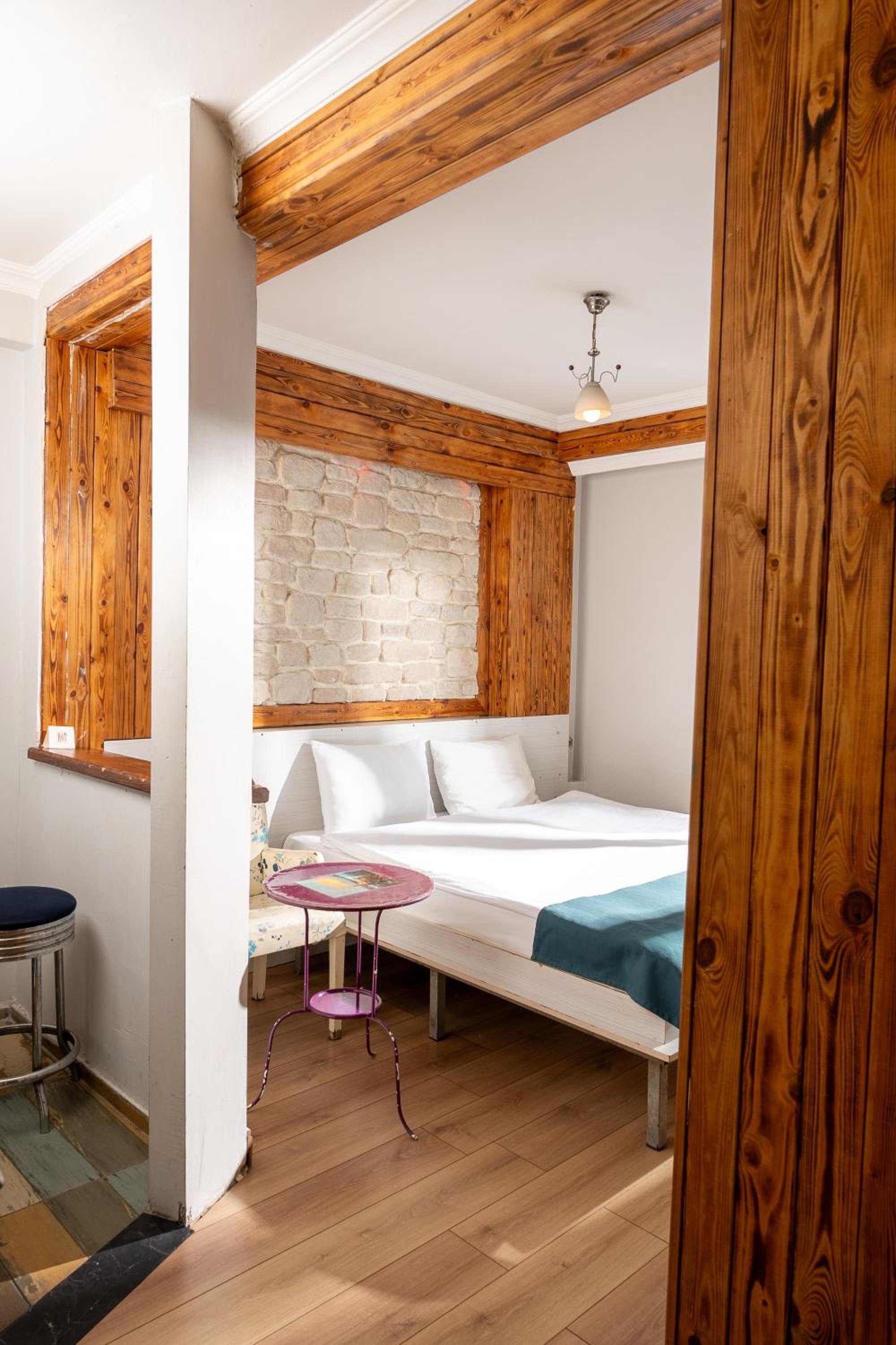 Double Room with Kitchenette (Ground Floor) photo 3