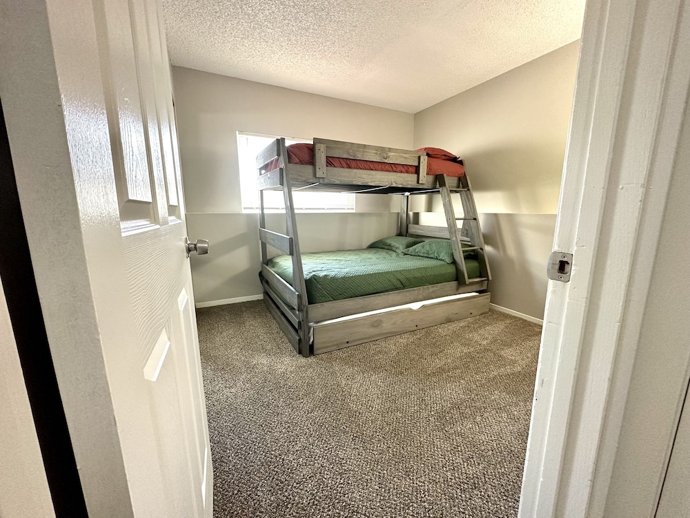 Family Apartment photo 3