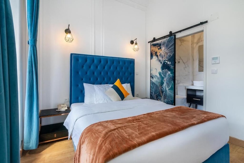 Superior Double Room, City View photo 2