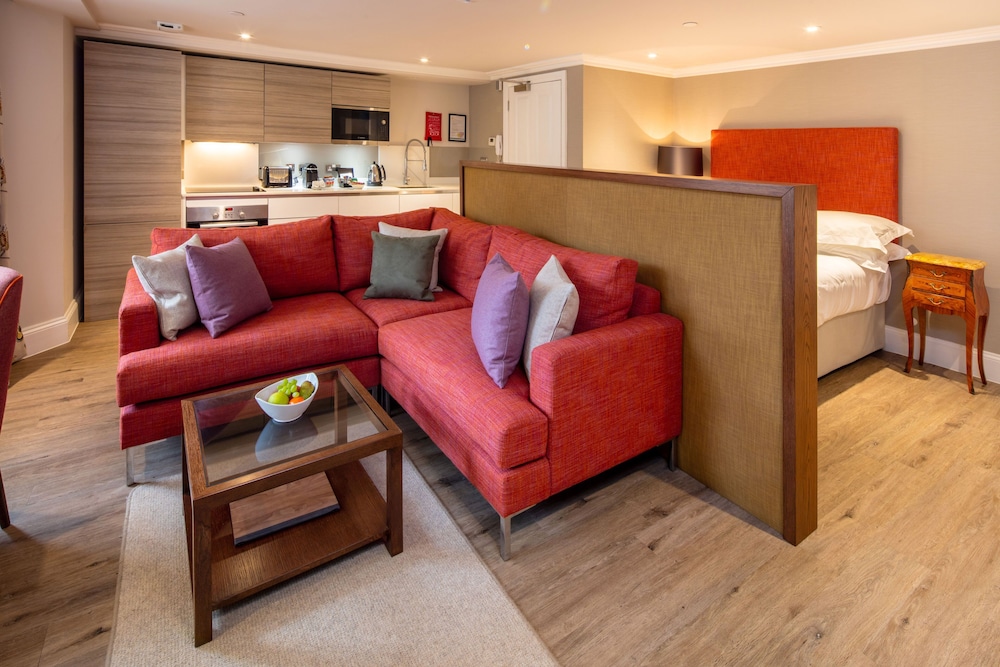 Junior Suite, City View