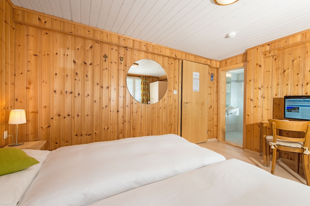 Standard Double Room - Photo 3