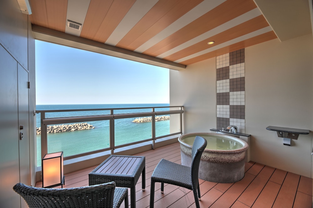 Run of House, Half Board, Non Smoking photo 1