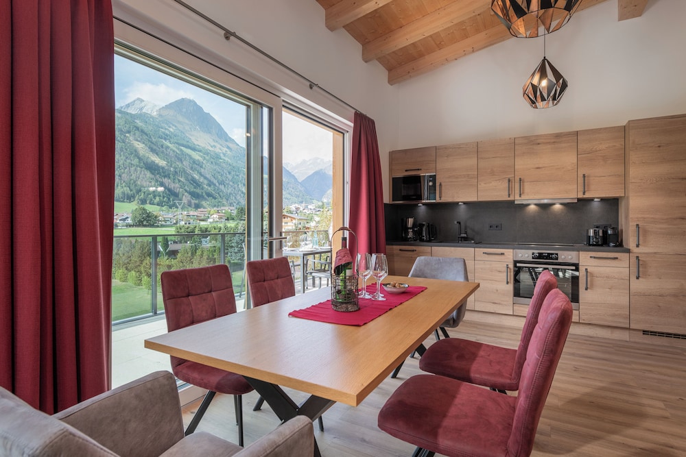 Deluxe Penthouse, Mountain View