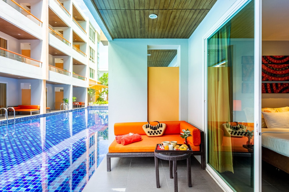 Stylist Pool Access - Photo 4