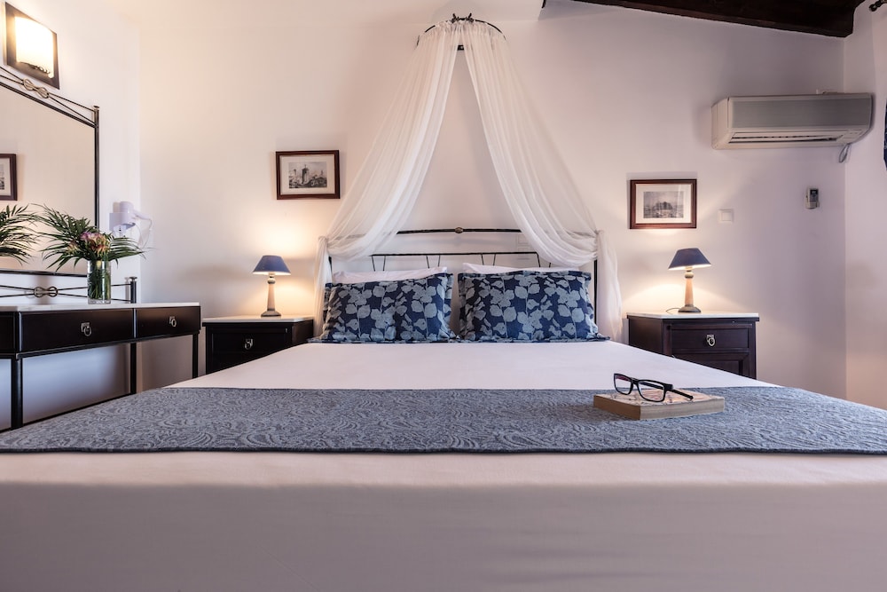 Standard Double Room, Partial Sea View - Photo 7