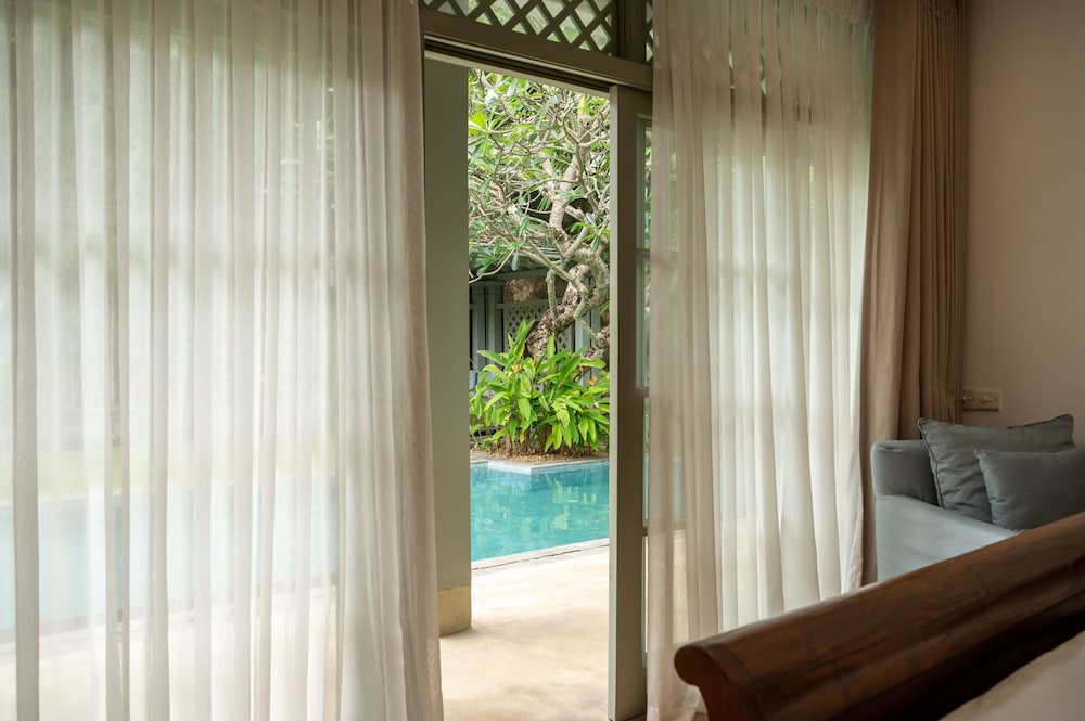 Villa photo 2