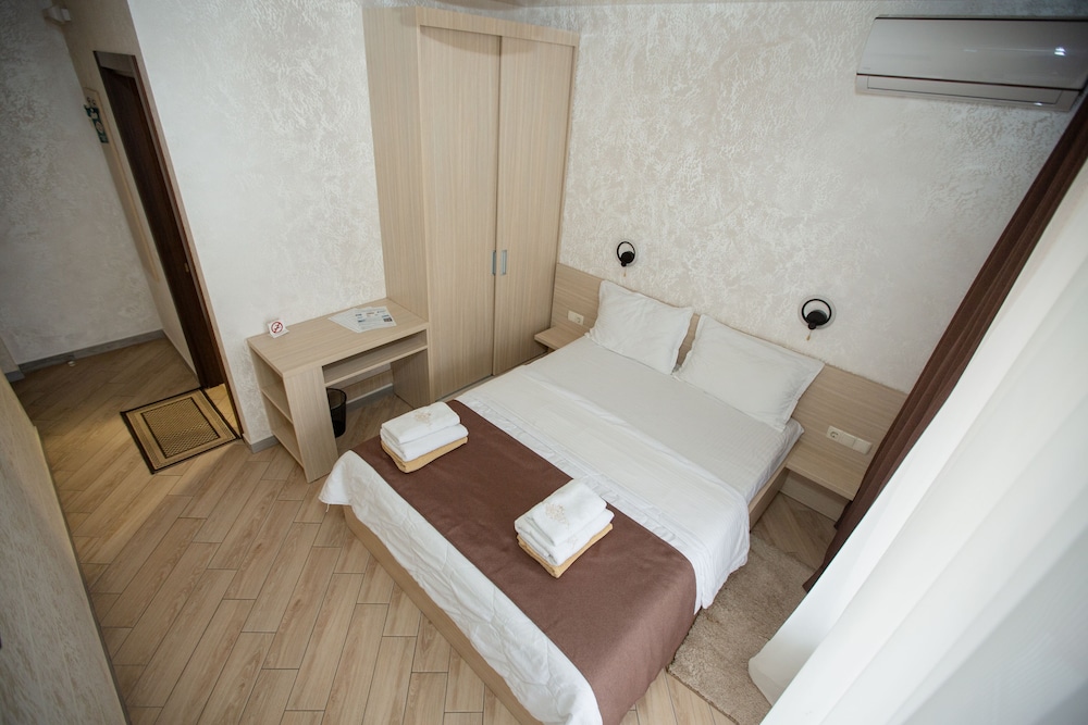 Standard Double Room, Courtyard View