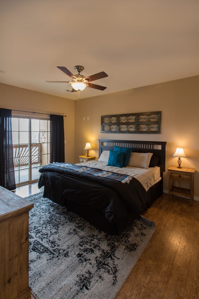 Three Bedroom Condo - Top Level 35 photo 1