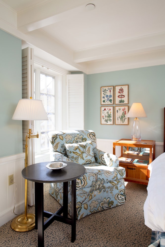 Room, 1 King Bed (Woodstock)