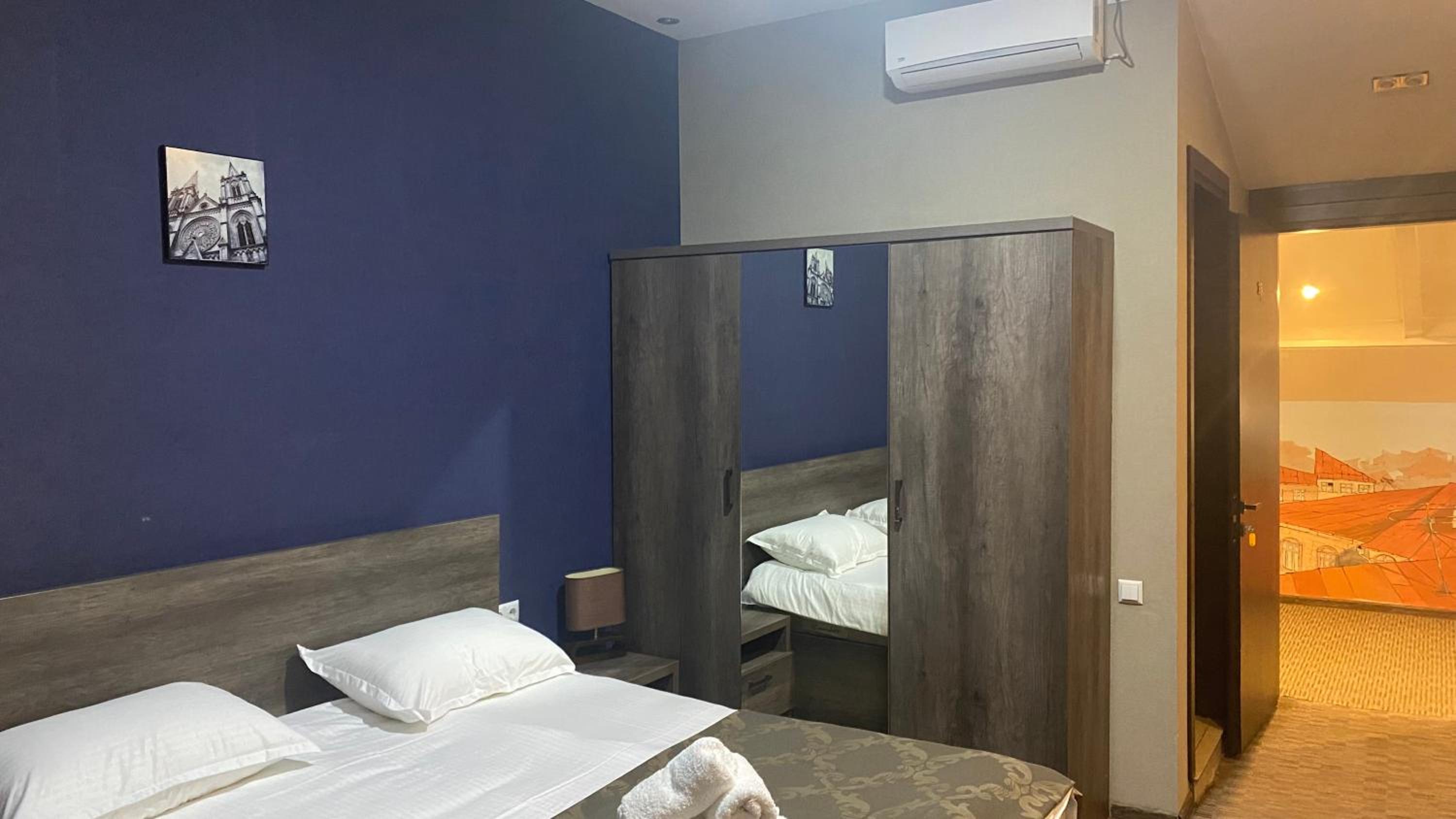 Double Room with Balcony photo 3