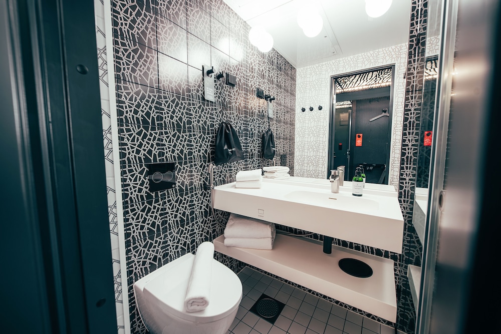 Standard Room (AX) thumbnail 6
