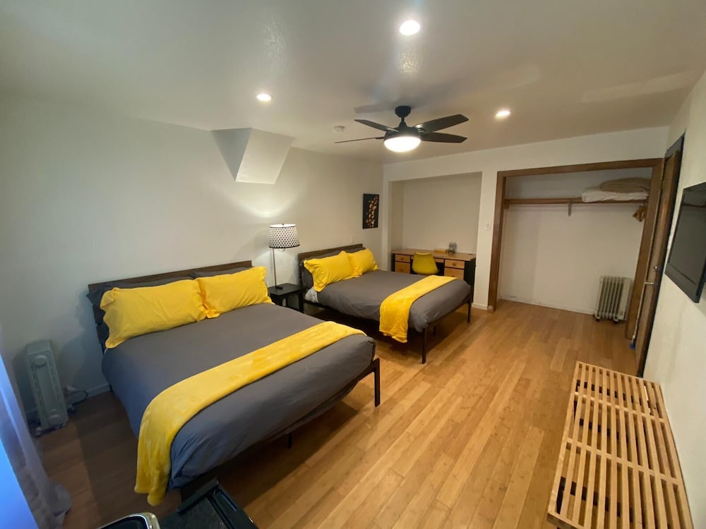 Two Full beds photo 3