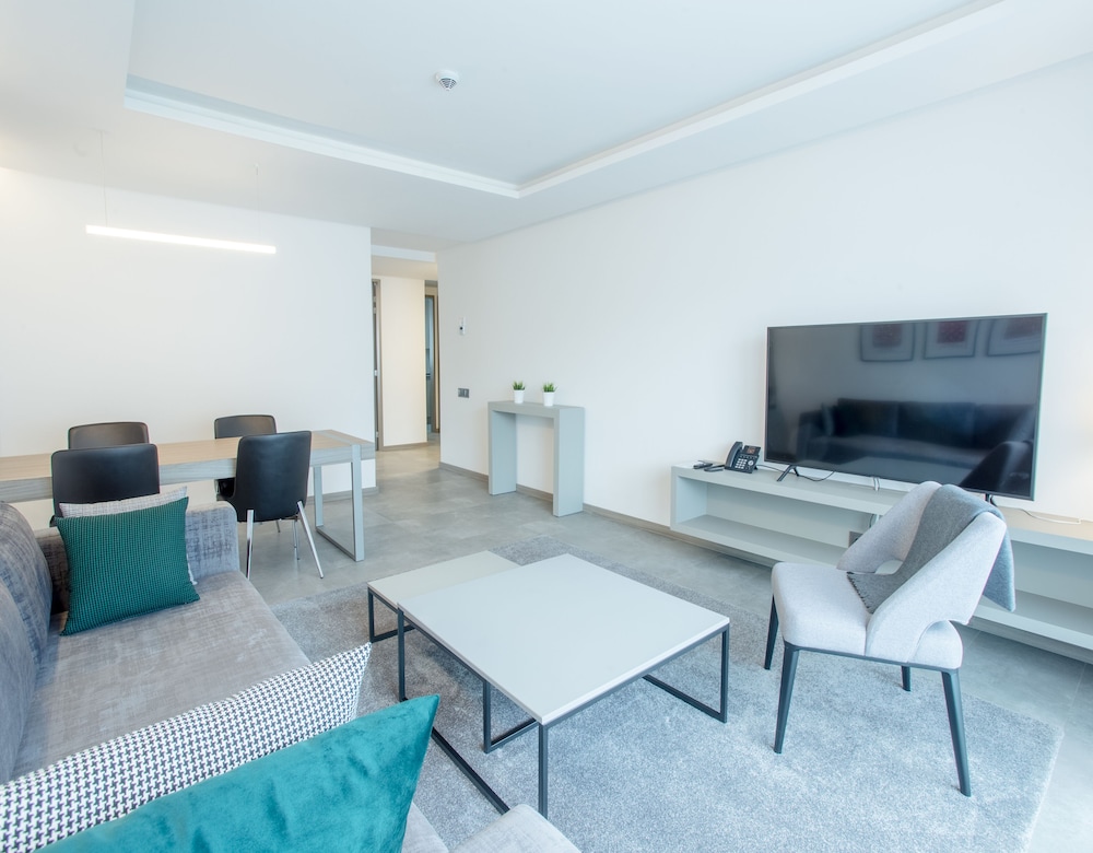 Senior Apartment photo 1