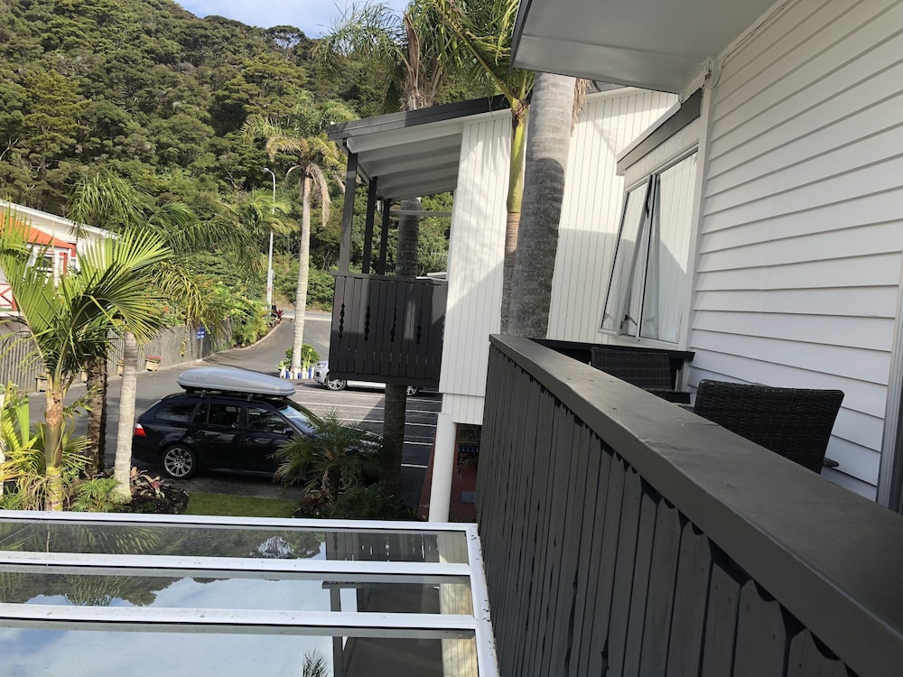1 Bedroom Holiday Apartment 2 Storey photo 3