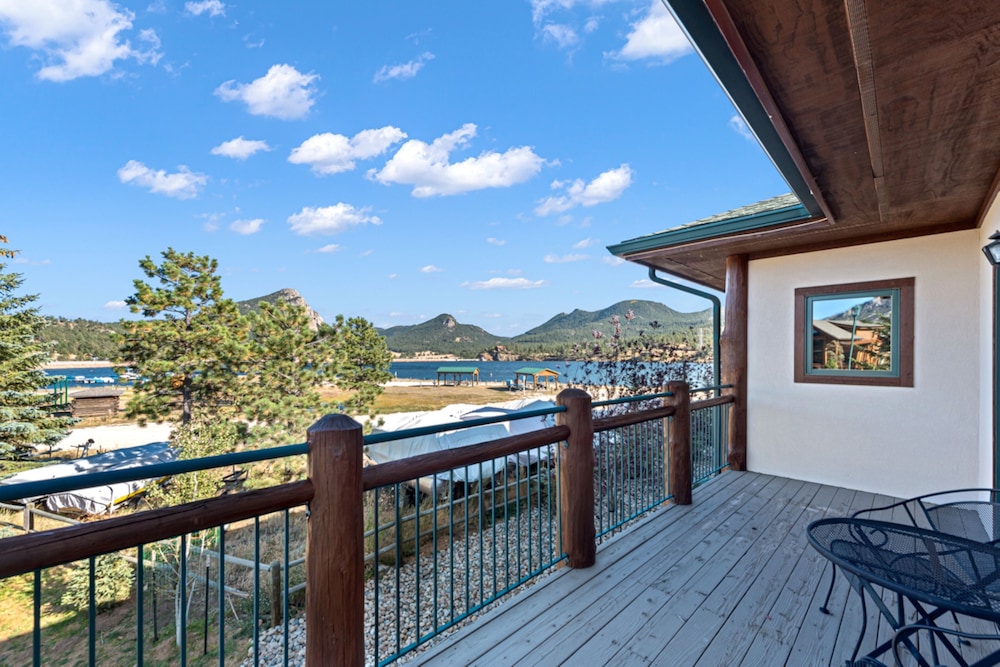 Traditional Room, 2 Queen Beds, Balcony (Resort View) - Photo 6