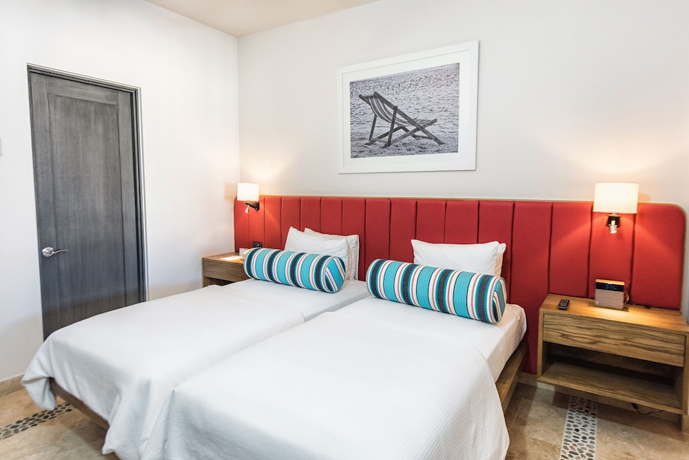 Luxury Suite, 2 Bedrooms - Photo 1