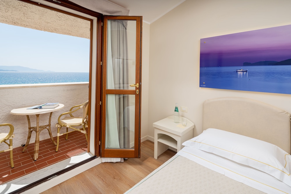 Classic Room, Sea View - Photo 1
