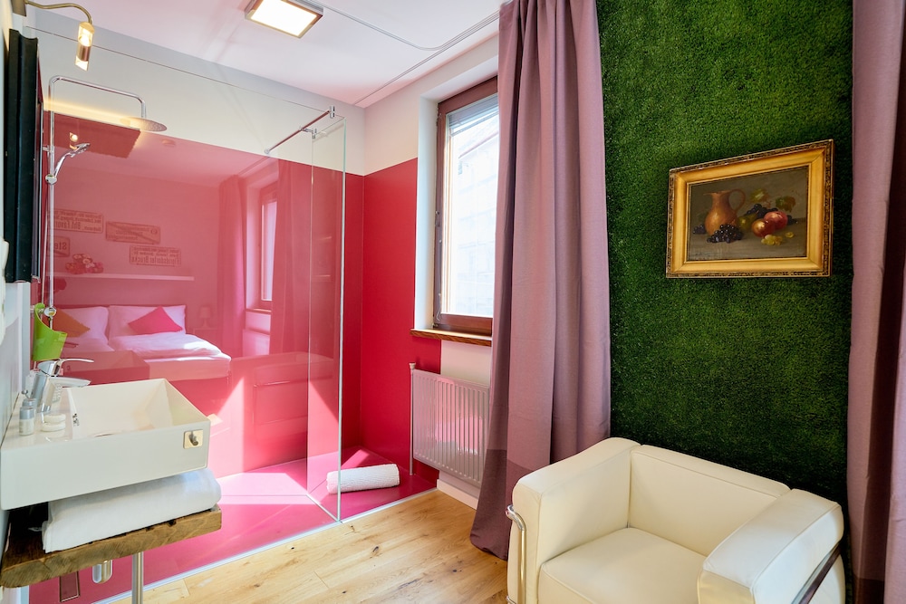 Superior Studio Suite (Purpur)