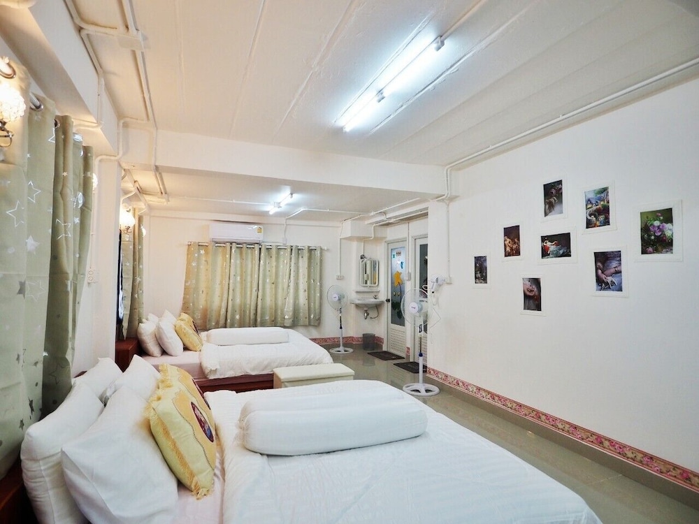 Comfort Quadruple Room - Photo 4